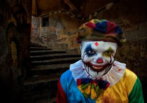 16109_Fotograf_Søren Skov_The clown from Bran Castle_